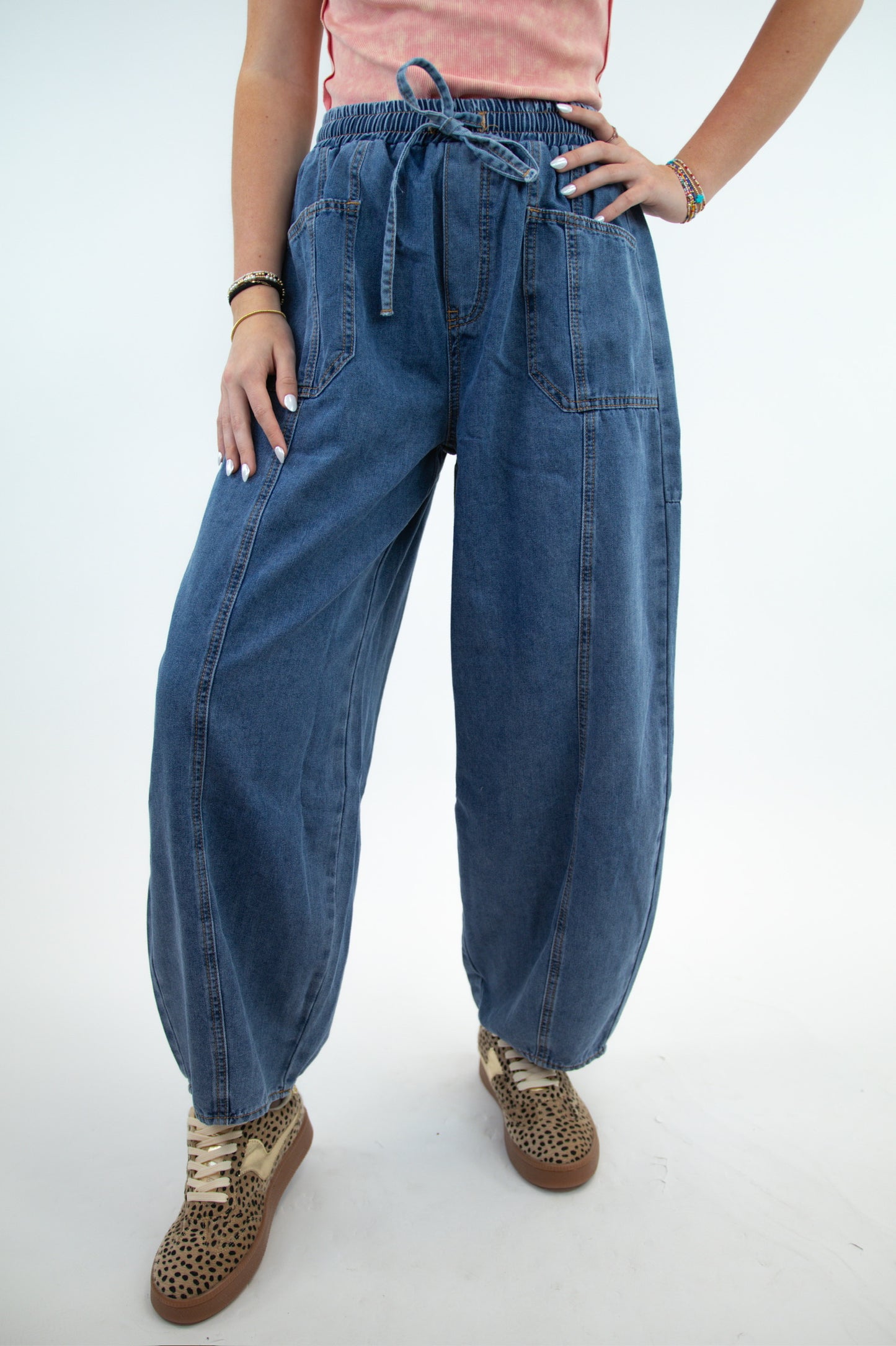 Detailed Seam Denim Pants