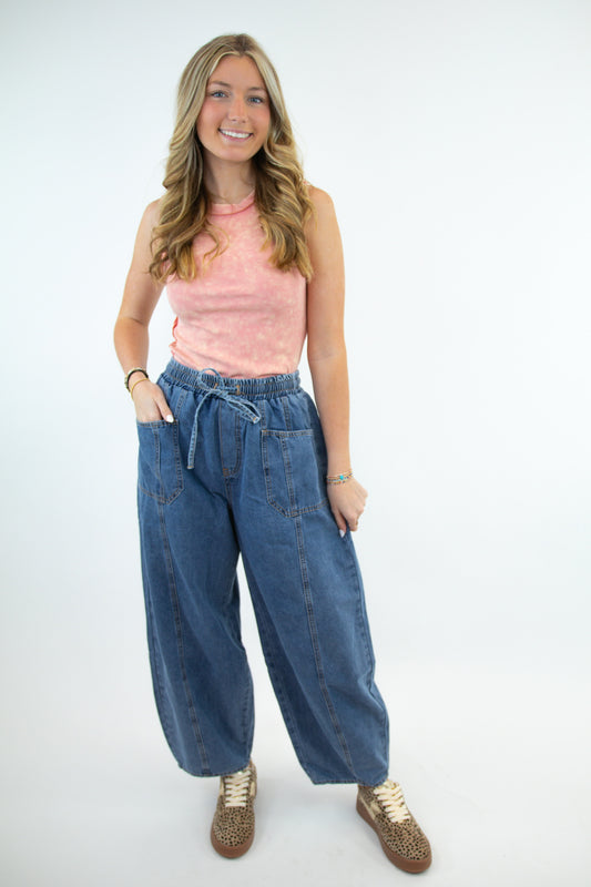 Detailed Seam Denim Pants