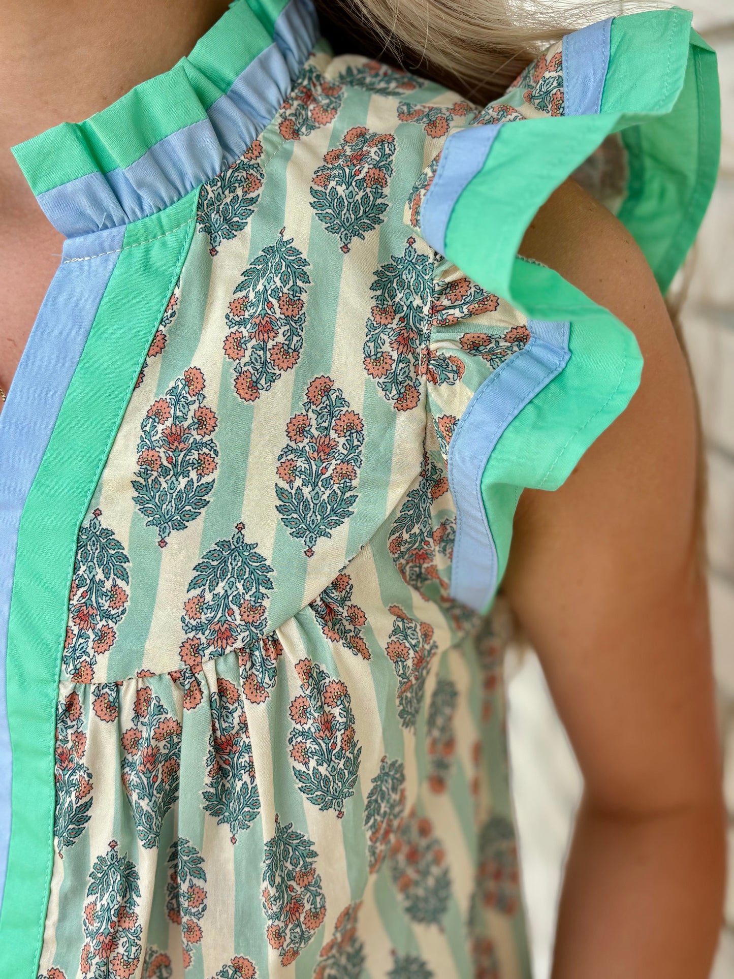 STRIPED FLORAL PRINT RUFFLE SLEEVE TOP