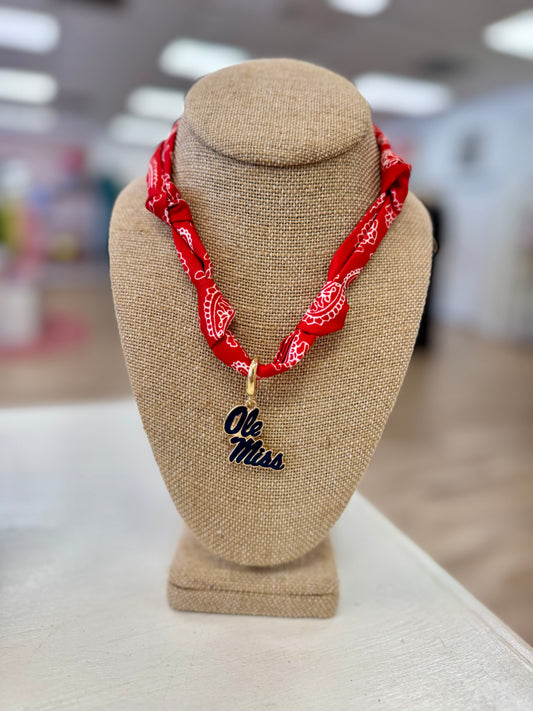 Rebels Scarf Necklace