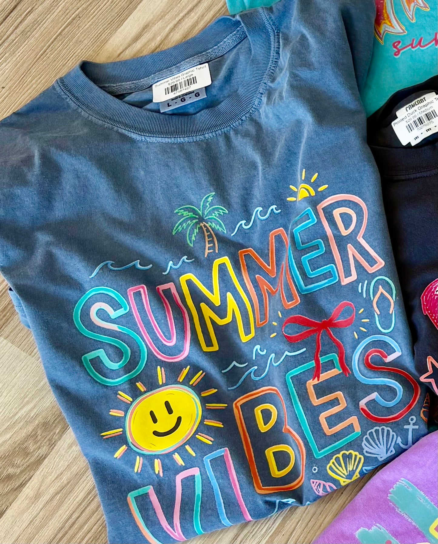 Summer Vibes Graphic Tshirt
