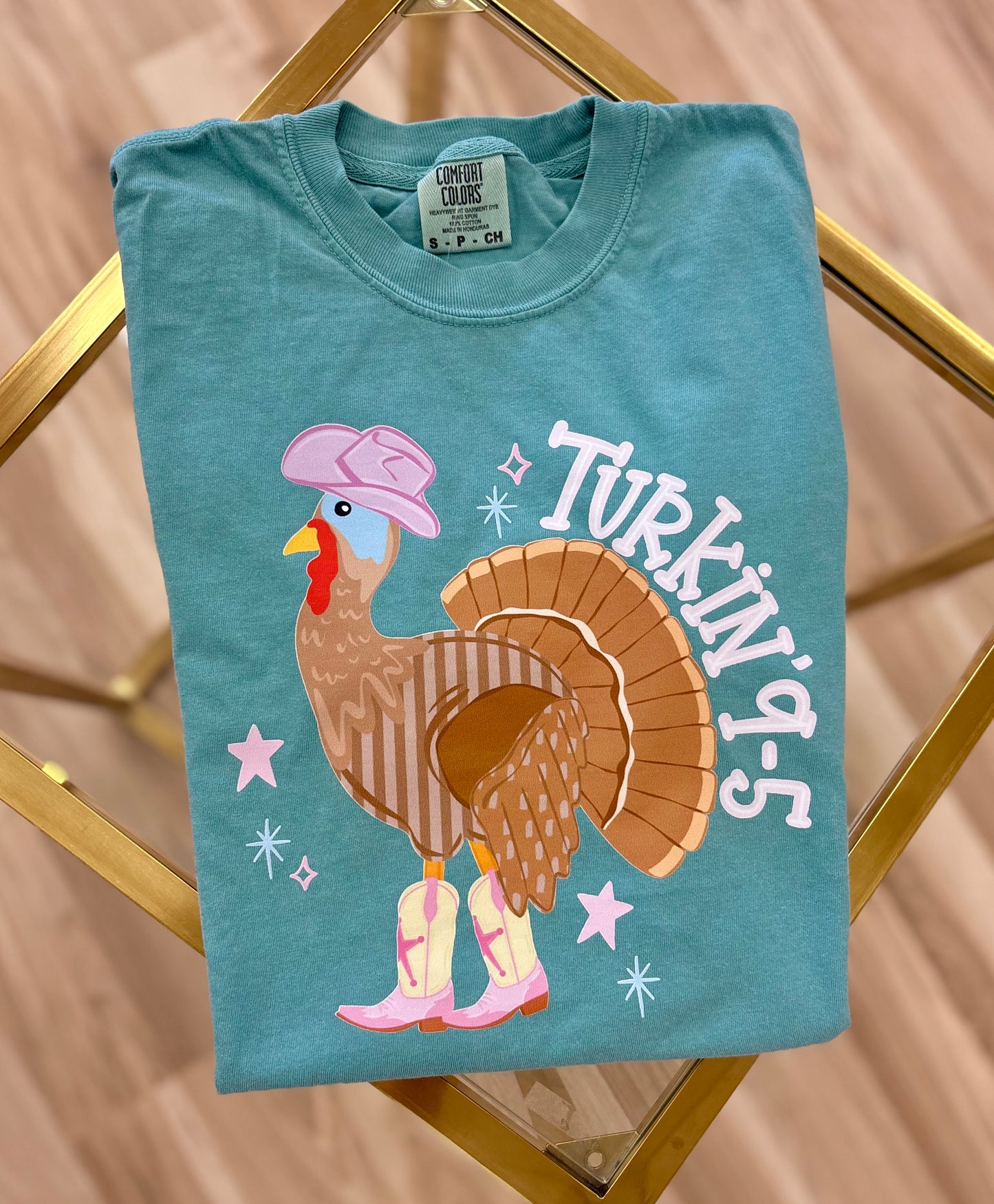 Turkin’ 9-5 Graphic Tee