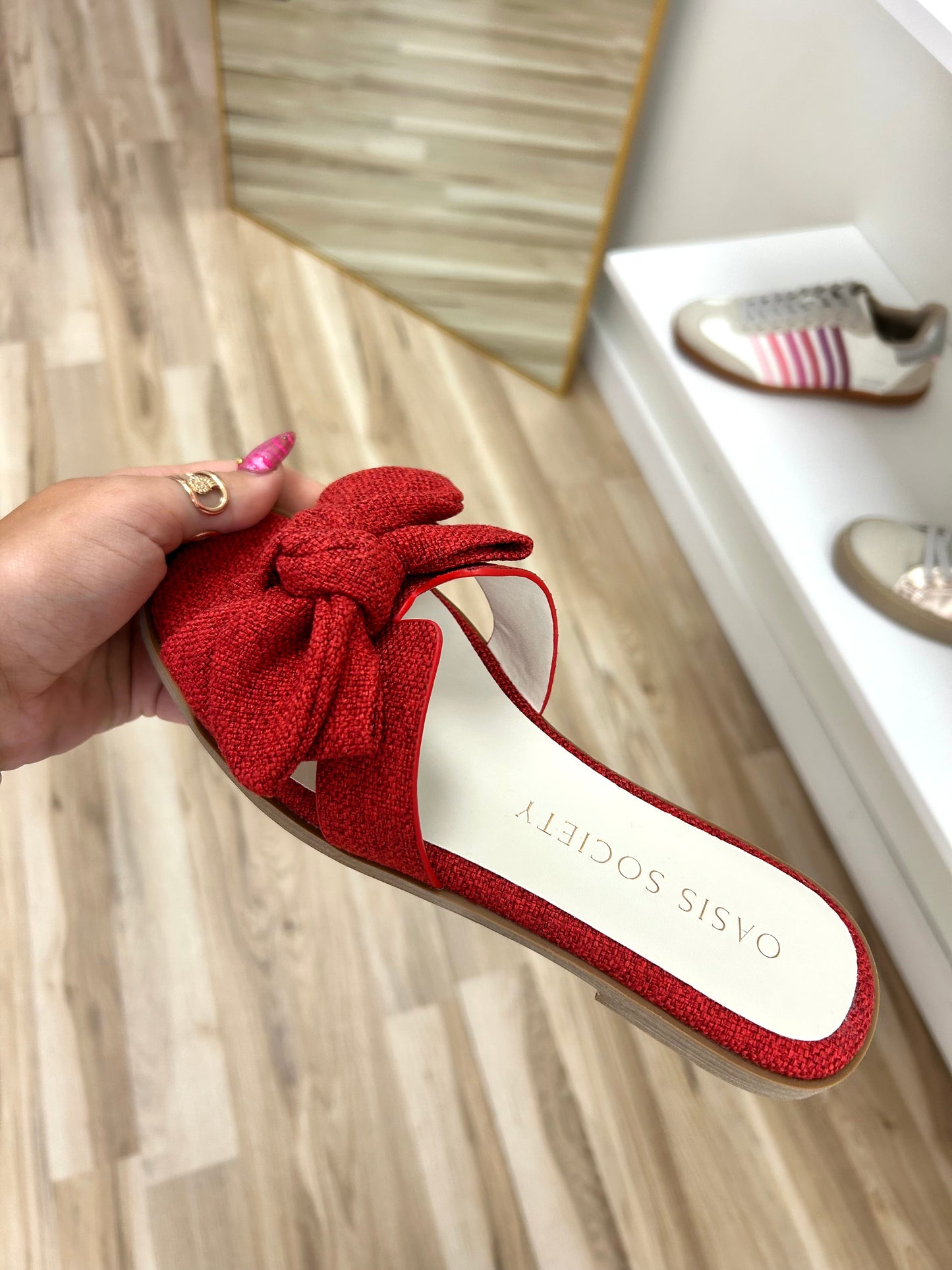 Cherry Bow Slide
