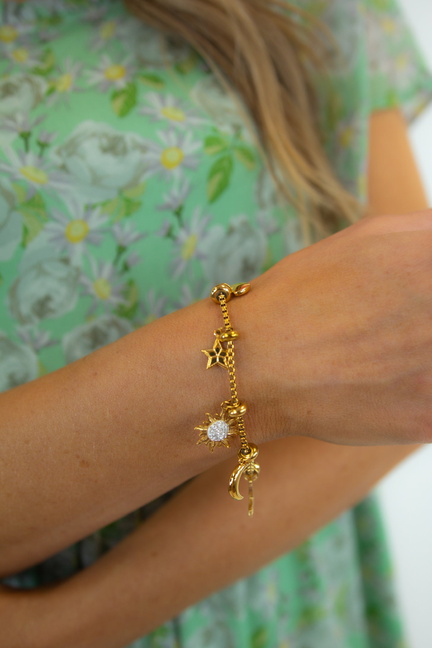 18K Gold Star & Moon Charm Bracelet