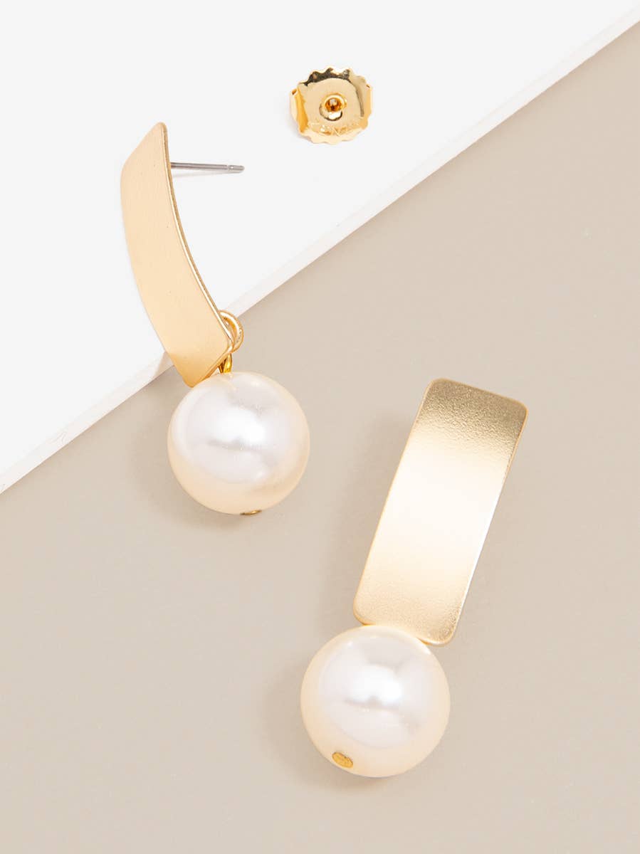 Pearl Drop Earring