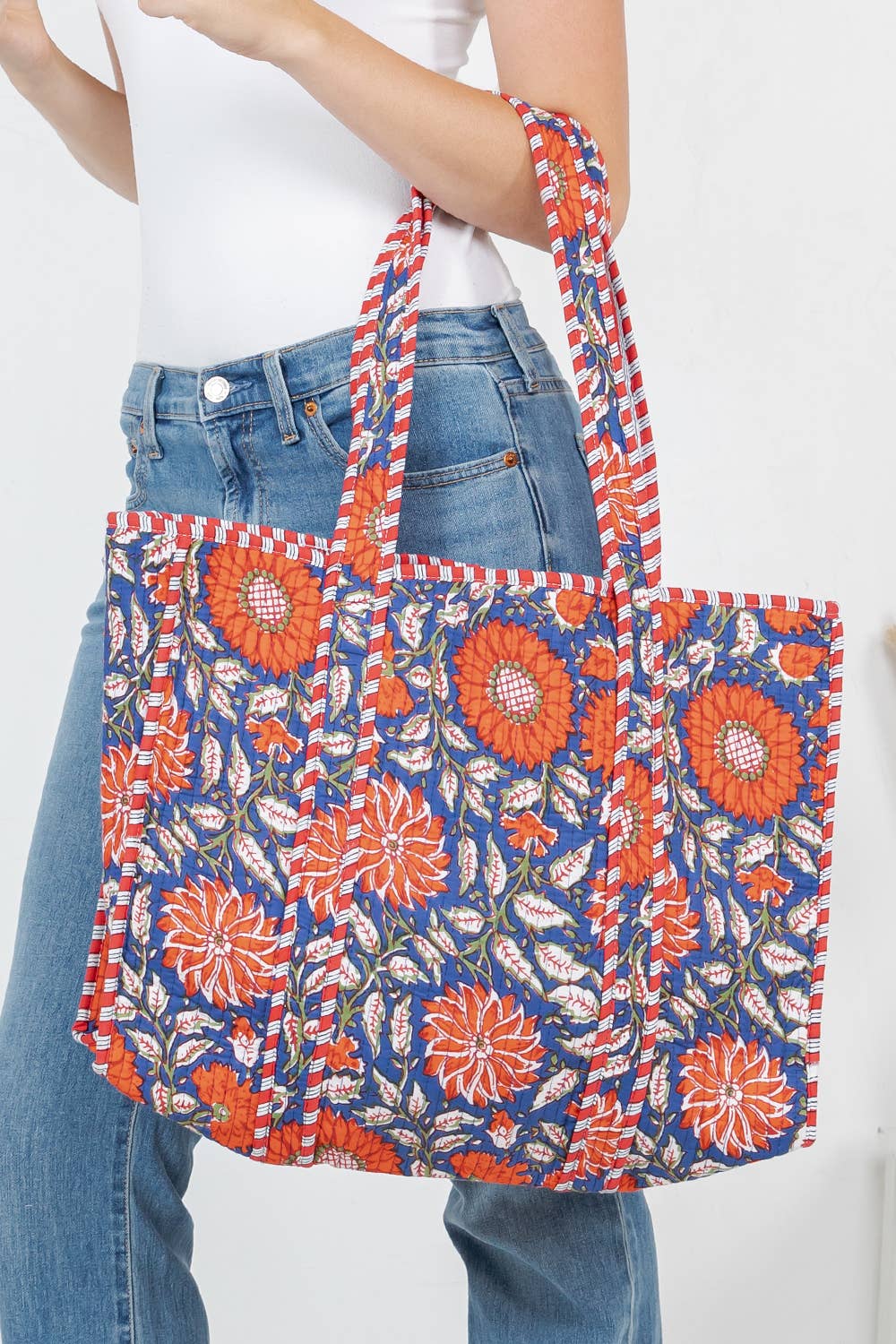 Saturday Blooms Tote