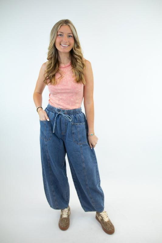 Detailed Seam Denim Pants