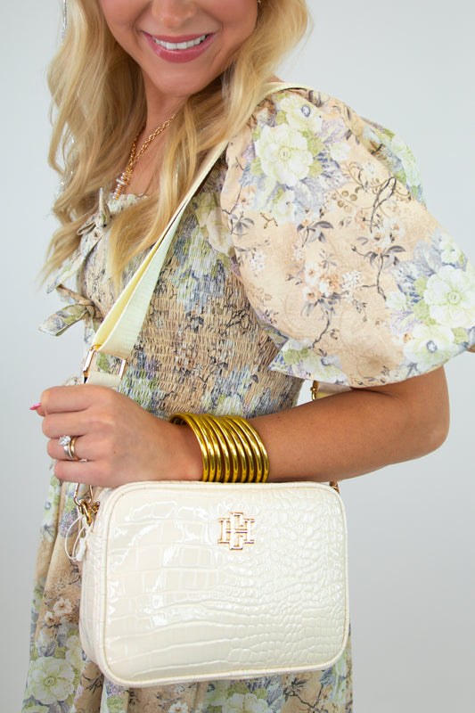 Campbell Camera Crossbody