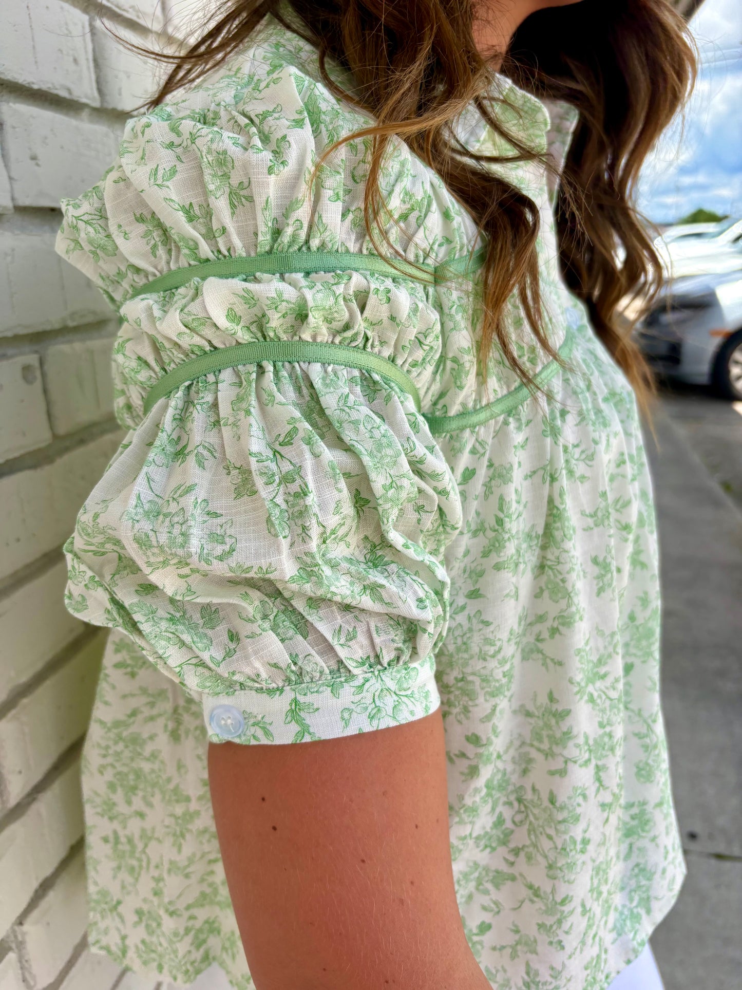 Floral Print Pintuck Button Down Puff Sleeve Blouse