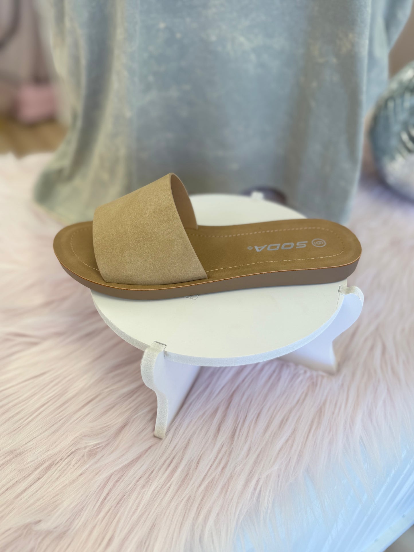Natural Slide Sandal