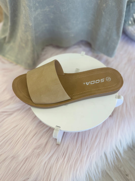 Natural Slide Sandal