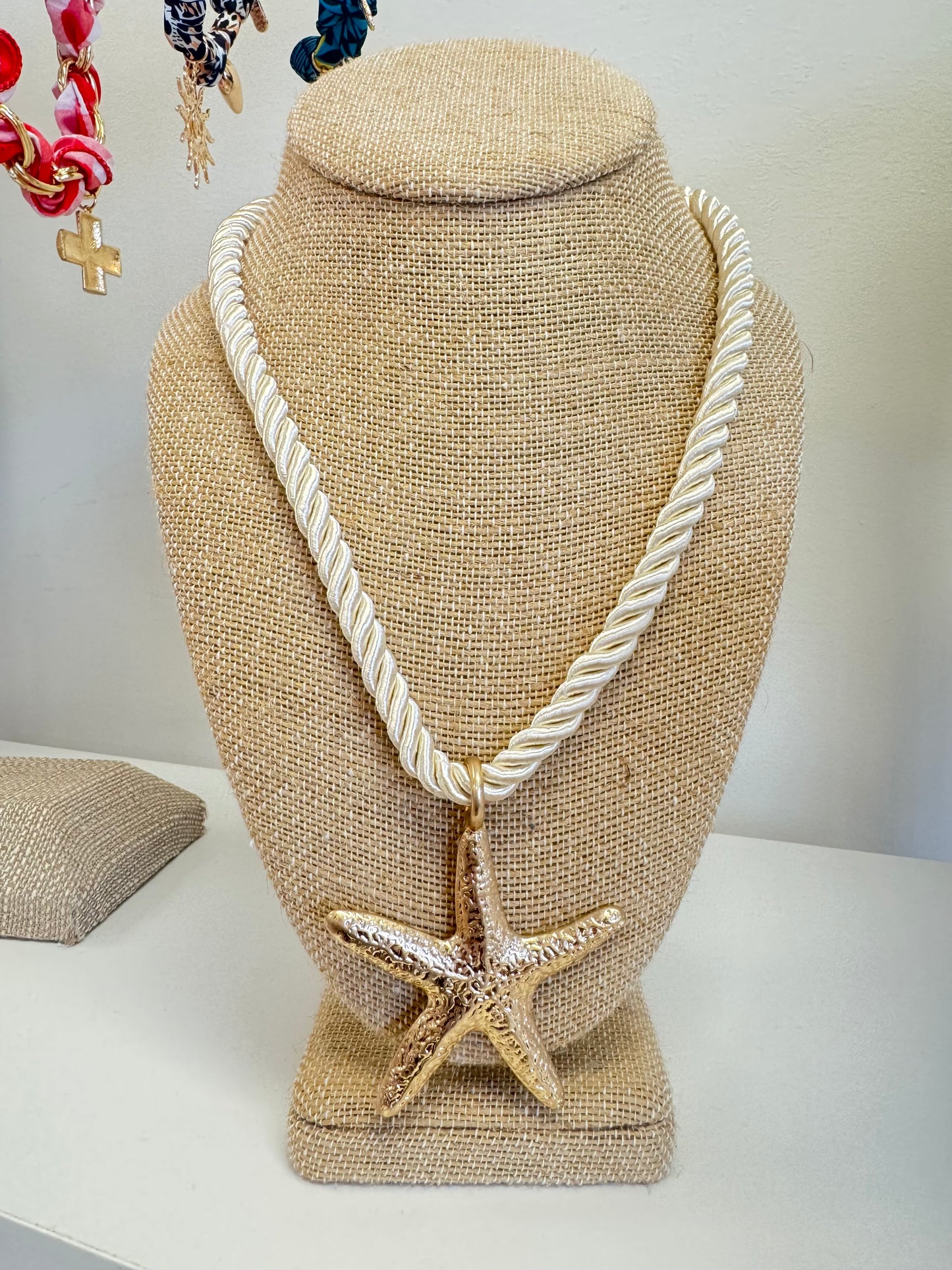 Ivory Cable Starfish Necklace