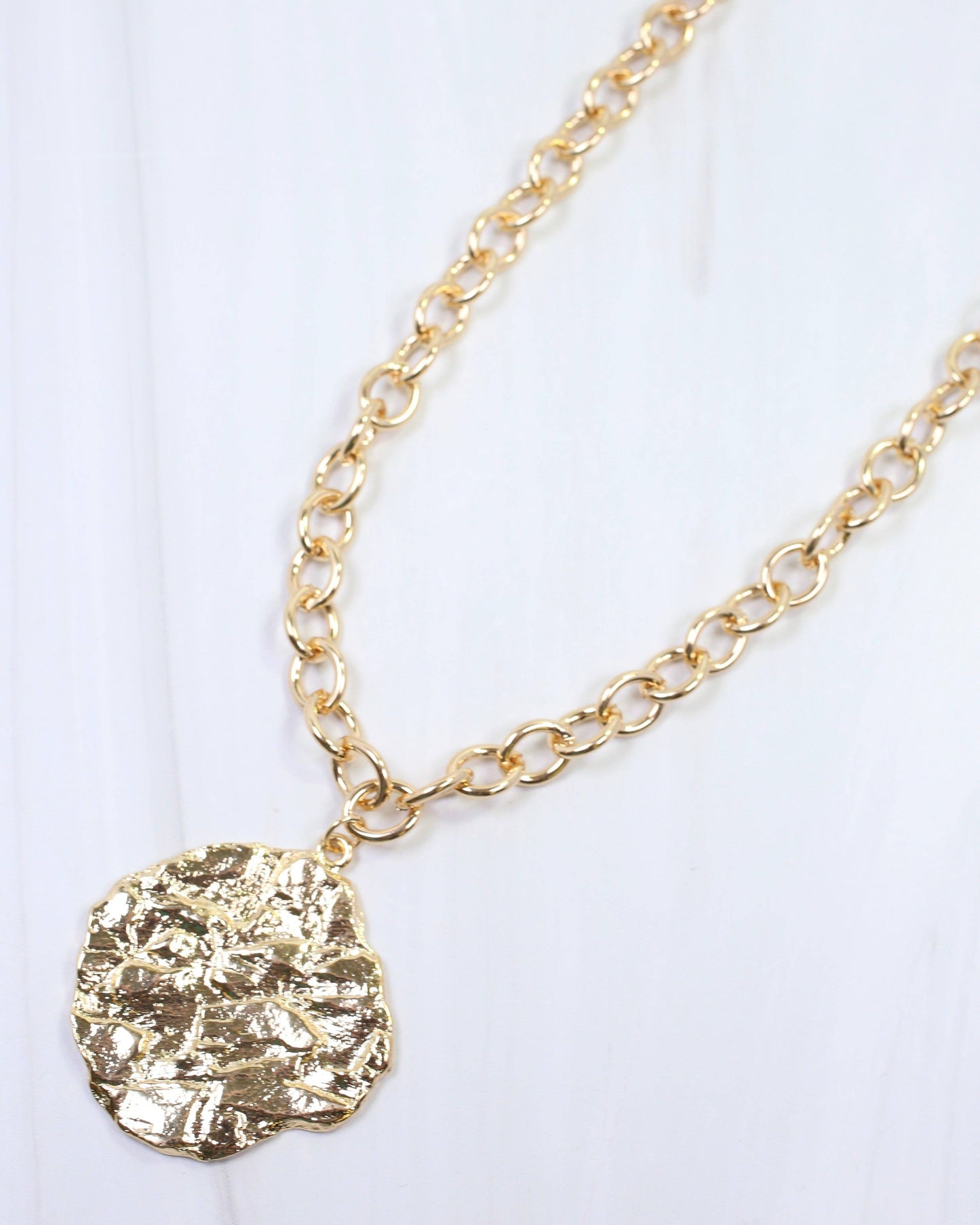 Aisha Pendant  Necklace