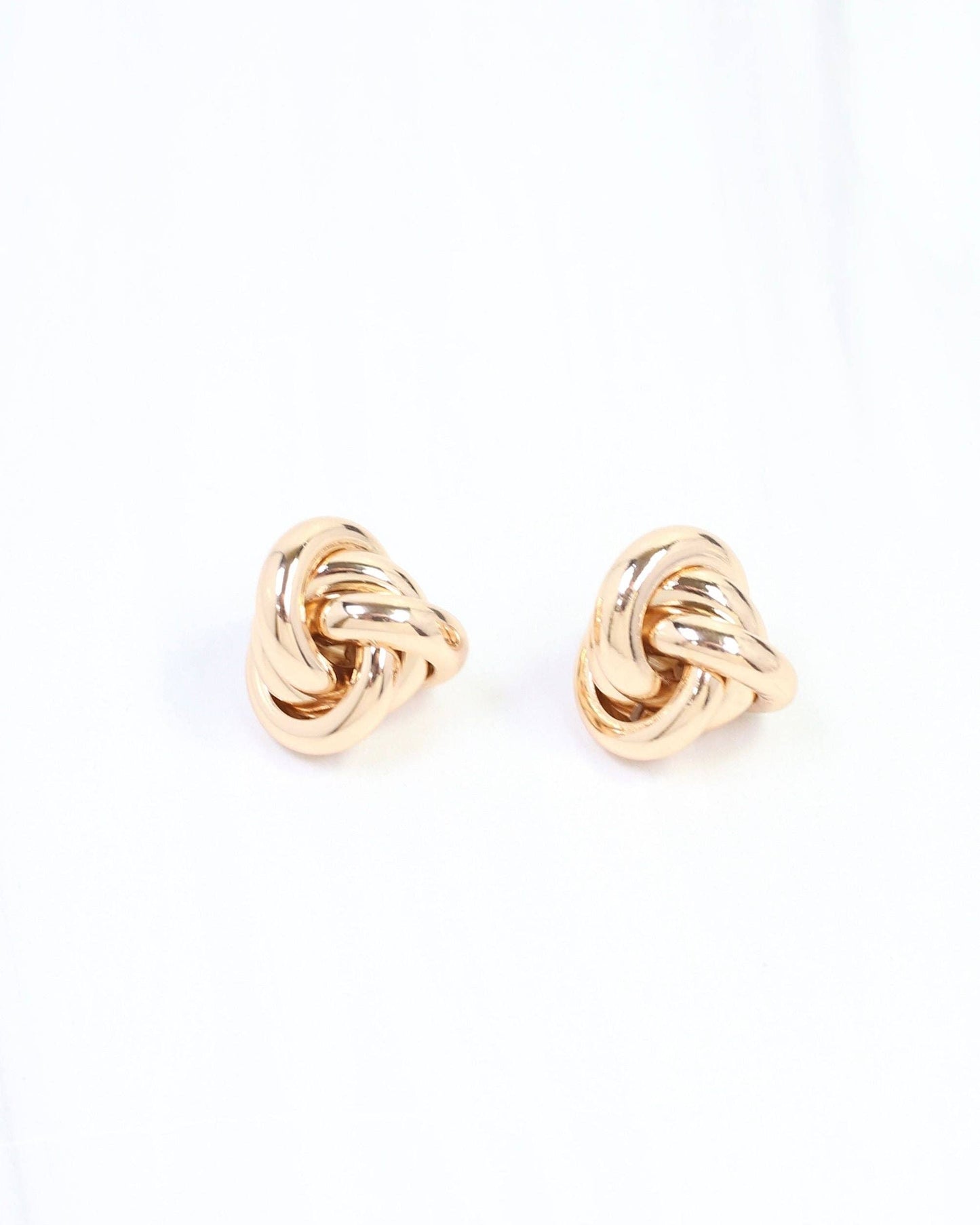 Forget Me Knot Earring Gold